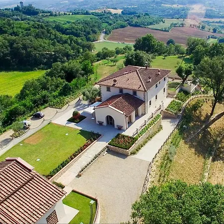 Vakantiehuis 15th-century With Infinity Pool And View